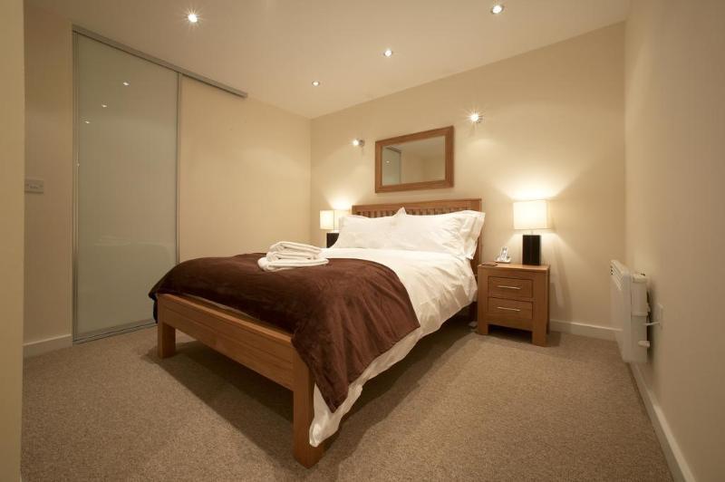 The Paramount, Swindon Bagian luar foto